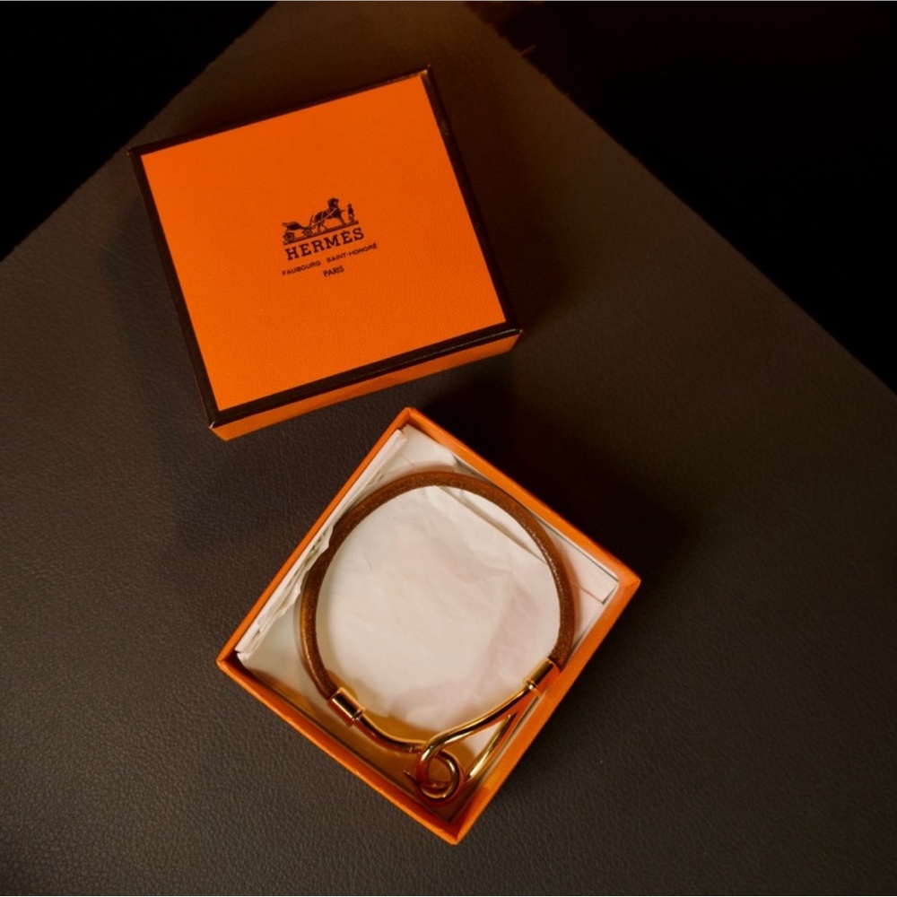 Hermes bracelet gold with 5 hook bracelet